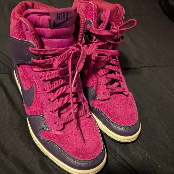 Nike Women's Magenta and Dark Purple High-Top Sneakers - Picture 2 of 4